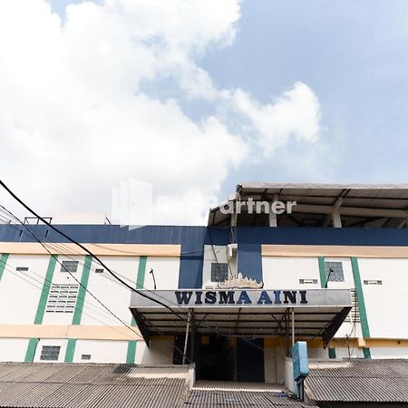 Wisma Aini Syariah Mitra Reddoorz Bandar Lampung Buitenkant foto